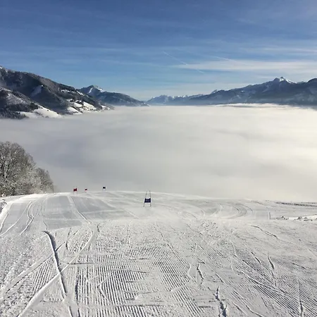 On The Slopes ピーゼンドルフ