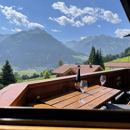 On The Slopes Chalé Piesendorf