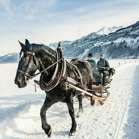 On The Slopes * Piesendorf